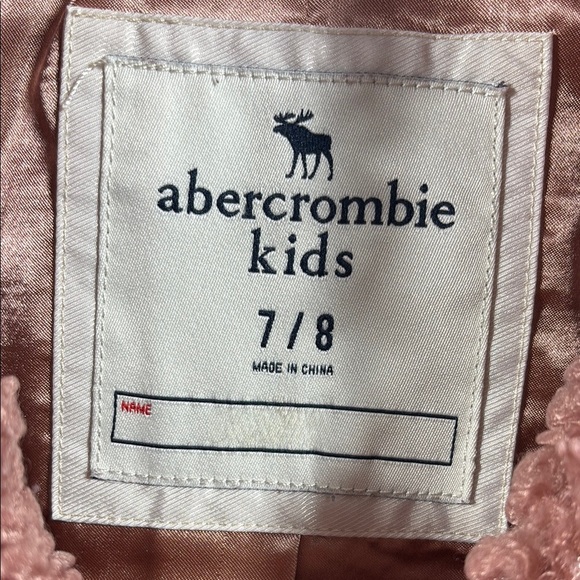 Abercrombie Kids Pink Teddy Jacket Plush Fuzzy Texture - Picture 2 of 9